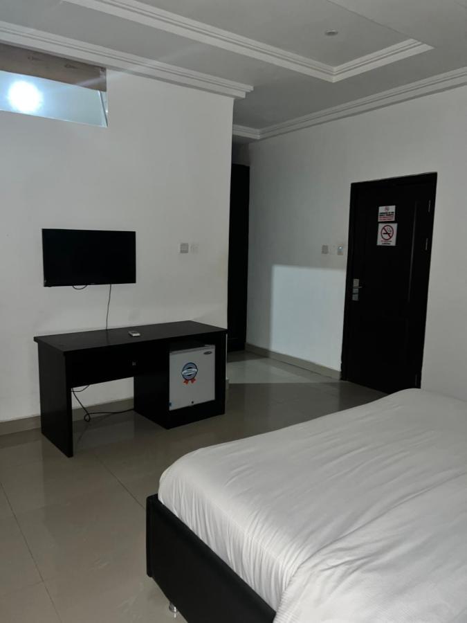 Grand Palazzo Hotel Gwarimpa Abuja Exterior photo