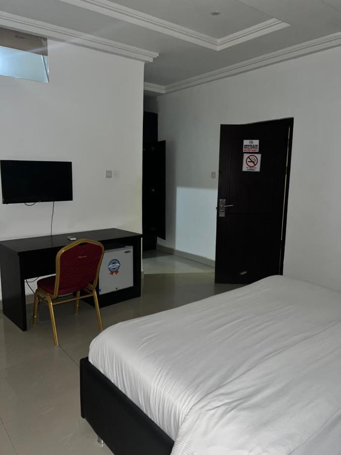 Grand Palazzo Hotel Gwarimpa Abuja Exterior photo